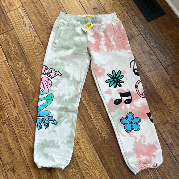 MARKET NWT Smily Market Records Angel Sigh Sweatpants Men’s L - Picture 1 of 4